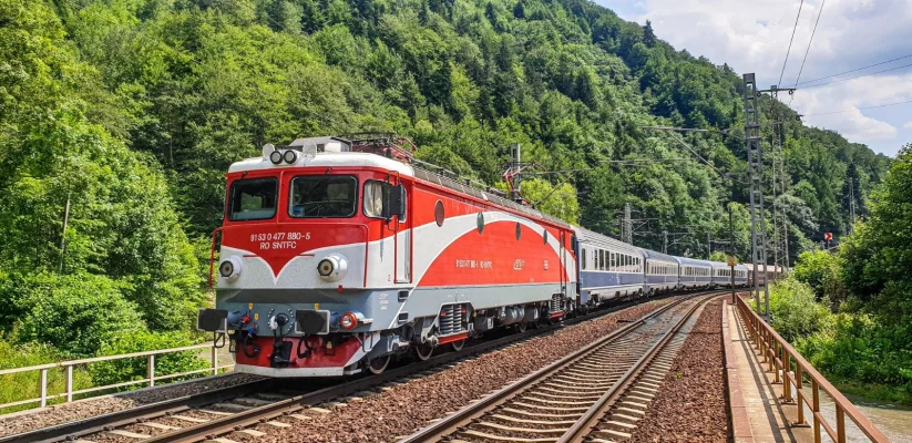 Sindicaliștii din CFR Călători amenință cu GREVĂ GENERALĂ. Ce revendicare au