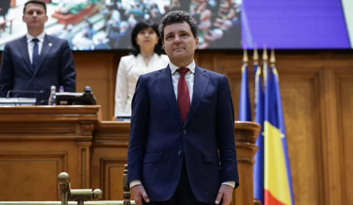 De ce au lipsit parlamentarii AUR de la ceremonia de depunere a jurământului de către noul președinte, Nicușor Dan