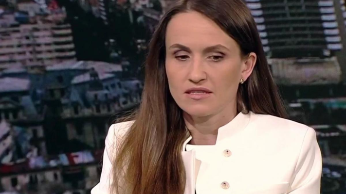 Oana Ţoiu, despre ajutorul pentru Ucraina: Trebuie să o ajutăm să câştige. Nu trimitem trupe, oferim sprijin umanitar