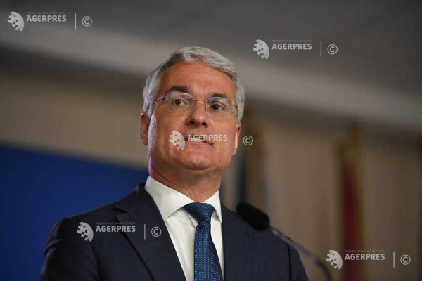 OUG privind tăierea sporurilor - aprobată de Guvern