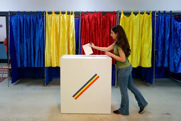 Un oficial american laudă procesul electoral din România: În multe privințe depășește standardele democratice internaționale