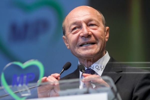 Elena Udrea: Domnul Traian Băsescu nu a fost la lista mea de persoane pe care le-am putut apela, ca urmare, nu am vorbit cu dânsul / Normal că aş vorbi, cum să nu vorbesc fostul preşedinte, Doamne fereşte!