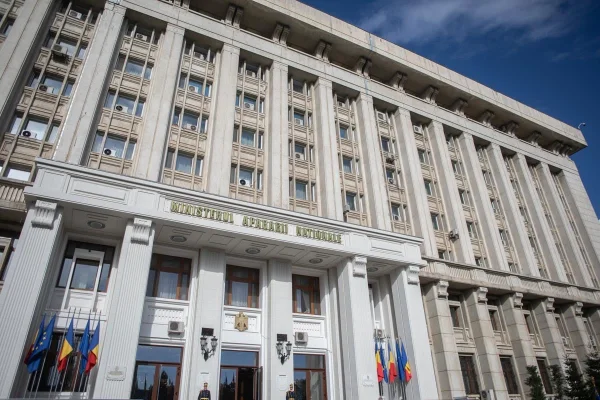 Generalul Constantin Spînu, purtătorul de cuvânt al Ministerului Apărării, s-a pensionat la 53 de ani