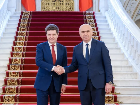 Ce așteaptă PSD ca să intre la guvernare. Numele greu pe finanțe trimis la negocieri de social-democrați: este ideologul economic al partidului