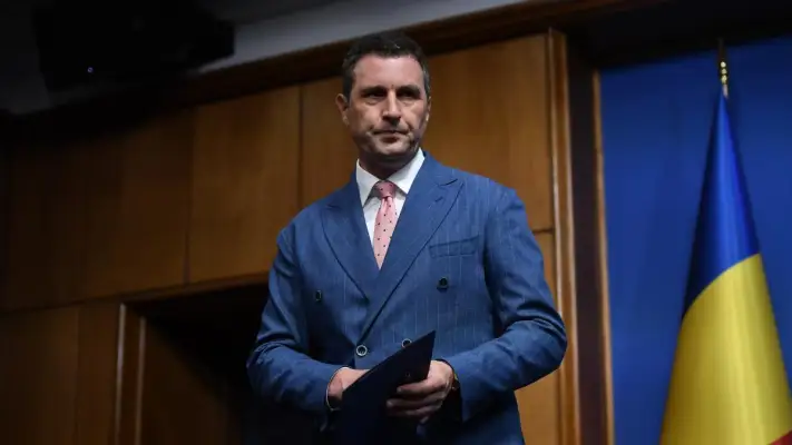 Tanczos Barna, despre directorul CFR cu venituri de 11.000 de euro: "Munceşte de crapă", dau un citat dintr-un mesaj de astăzi