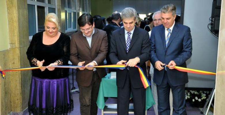 Directoarea Centrului de Sănătate al STB, Anca Buliman, și-a triplat salariul de la un an la altul: de la 1.600 de euro lunar la peste 4.800 euro / În 2014, Corpul de control al premierului a sesizat DNA pentru „contracte păguboase” încheiate de Buliman ca manager la spitalul Bagdasar Arseni