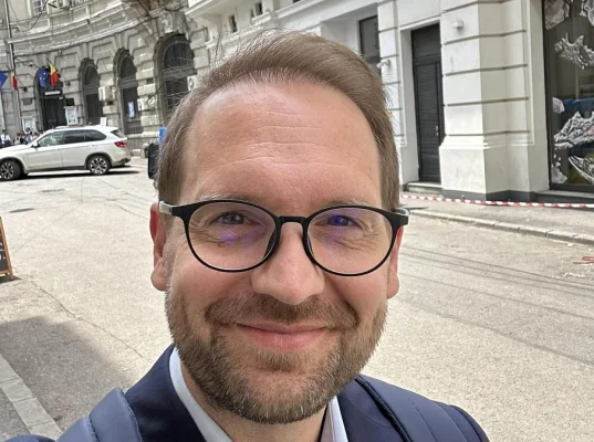 Dominic Fritz s-a hotărât: „Candidez la preşedinţia USR. Simt că am o responsabilitate. Am trezit ambiţiile mari”