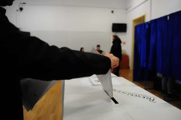 Peste 4.500 de români au votat la alegerile prezidențiale