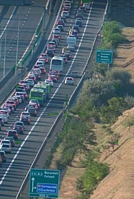 Centrul Infotrafic: Trafic intens pe A1, la intrarea în Bucureşti, în apropiere de Piteşti şi la Margina, în Timiş / Este aglomeraţie şi pe mai multe drumuri naţionale / Vezi cum se circulă pe principalele autostrăzi din țară