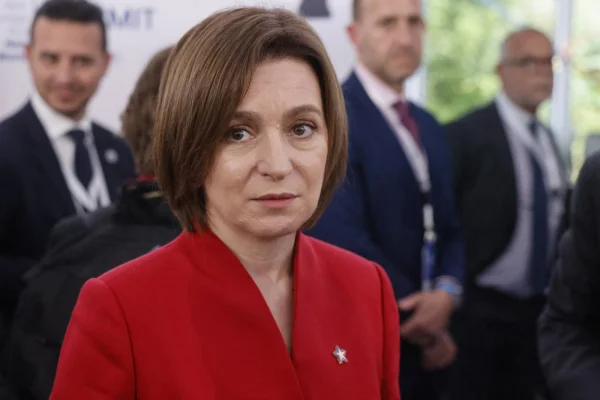 Prezidențiale 2025: Maia Sandu a votat în turul al doilea, la Ambasada României la Tirana