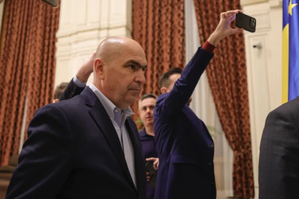 • 	Condiția pusă de Ilie Bolojan să fie premier. Tensiuni cu PSD. Bogdan Chirieac: Mi-e teamă că lumea nu va înțelege. Cineva va dispărea