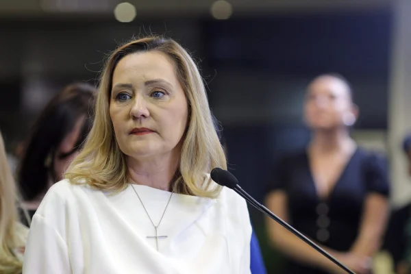 Elena Lasconi demisionează din funcția de președinte USR