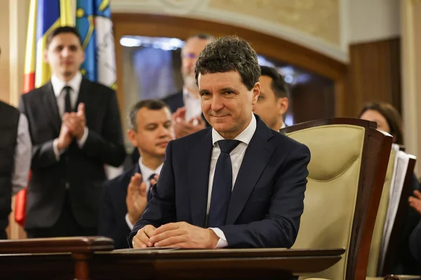 Unde pleacă în vizită Nicușor Dan, în ultima zi în care nu e președinte: „Am fost invitat”