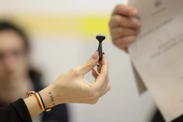 Prezența la vot a fost 53,21% la ora închiderii urnelor. Au votat peste 9,5 milioane de persoane