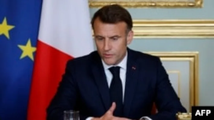 Nicușor Dan și Emmanuel Macron au discutat la telefon. Volodimir Zelenski, Maia Sandu și alți lideri au transmis mesaje de felicitare