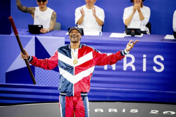 Snoop Dogg devine investitor la clubul britanic de fotbal Swansea City, alături de Luka Modric