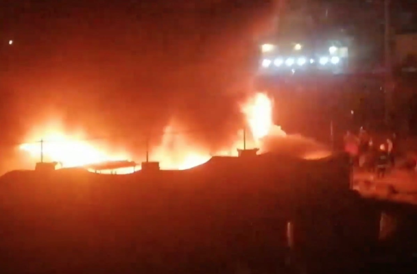 Peste 60 de morţi în urma unui incendiu izbucnit la un mall din Irak deschis de doar şapte zile