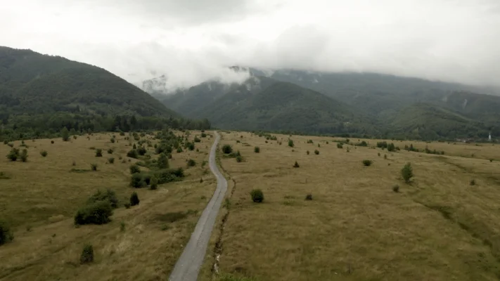 Traseu care conectează 18 localităţi din judeţul Braşov, inclus în Via Transilvanica / Drumul porneşte din Viscri şi are o lungime de 170 de kilometri