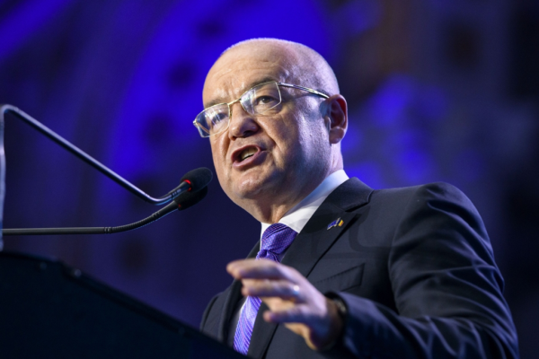 Boc, enervat pe consilierii USR, în Consiliul Local: ”Papagali și populiști. La nivel național, sunteți cu TVA în gură și susțineți majorarea” VIDEO