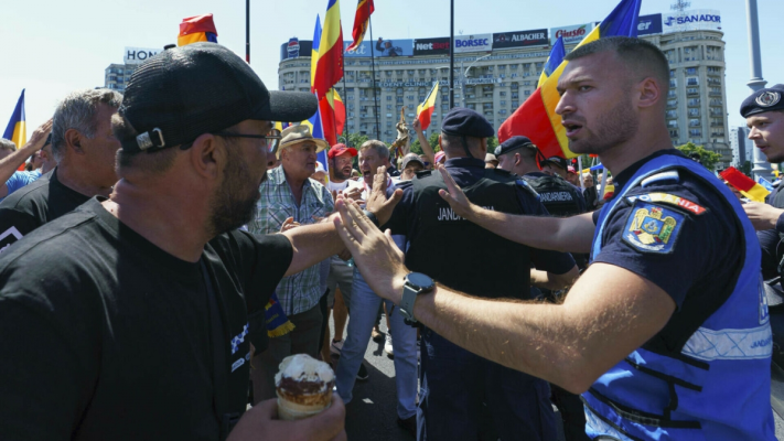 Protest național anunțat pentru 1 august în Piața Victoriei: 'Crizele le-ați creat VOI. Iar acum tot pe noi ne puneți să plătim nota?'