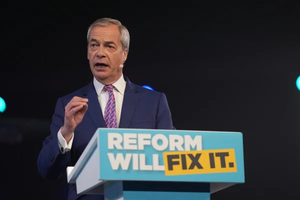 Alegeri tensionate în Marea Britanie: Reform UK amenință pozițiile Laburiștilor și Conservatorilor