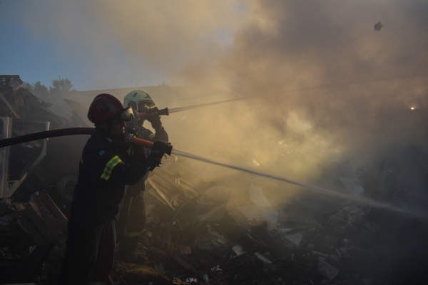 Incendii masive de vegetaţie, în mai multe judeţe din ţară. În Alba şi Mehedinţi, zeci de hectare au fost mistuite de foc