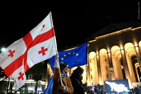 USR condamnă arestarea liderilor opoziției din Georgia și cere o reacție din partea UE