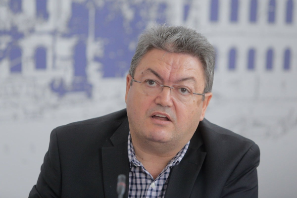 EXCLUSIV Rectorul Marian Preda cere o reformă fundamentală în educație, care să înceapă cu Ministerul și cu finanțarea: Dacă nu acționăm acum, România va fi preluată de radicalii care vor schimba cu furcile, prin revoltă