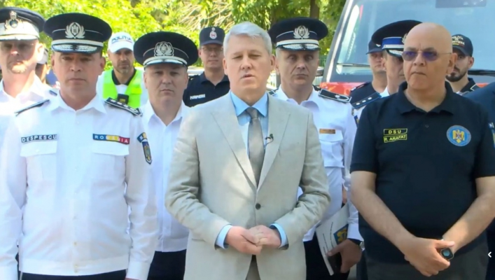 VIDEO Cătălin Predoiu și Bogdan Despescu au descins la malul mării: Ședință de urgență cu toate structurile MAI