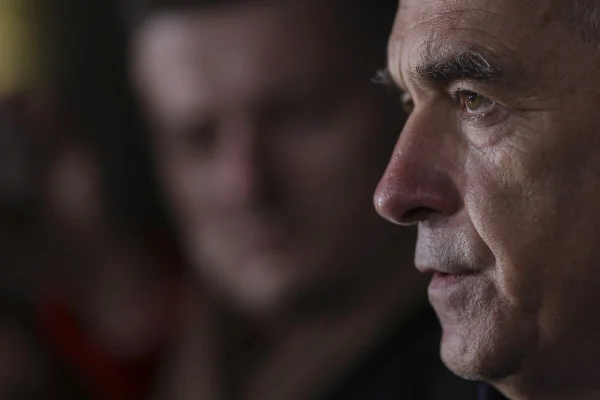 Bloomberg: SUA zguduie România cu apelul de a permite candidatului extremei drepte, Călin Gerogescu, să candideze