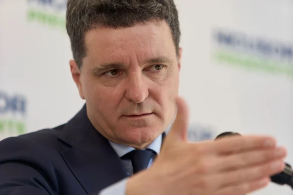 Presedintele ales, reactie la mesajul ambasadei SUA: „Sunt convins ca Romania va avea o relatie remarcabila cu administratia Trump. Fie ca Dumnezeu sa binecuvanteze prietenia durabila dintre America si Romania”