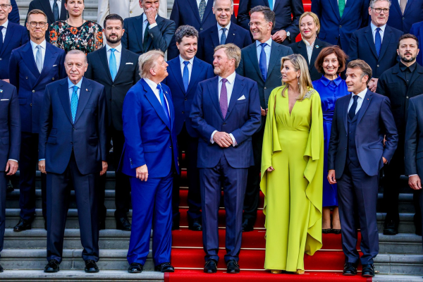 Bloomberg: La Haga, Erdogan va pleda ca Macron și Trump să permită VÂNZAREA de sisteme de rachete și avioane F-35 Turciei