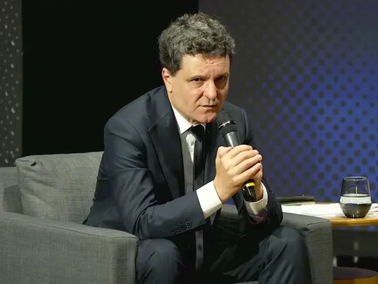 Nicușor Dan condamnă afirmația lui Simion despre „autism”: „Inacceptabil și lipsit de umanitate”