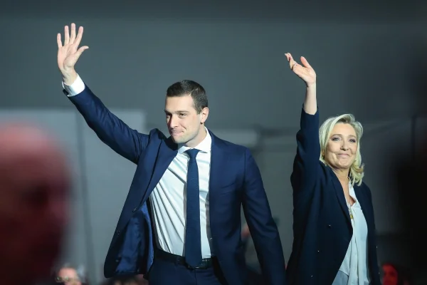 Liderul extremei drepte din Franța solicită anchetă privind amestecul țării sale în alegerile prezidențiale din România