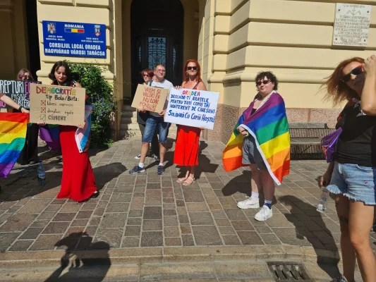 Comunitatea LGBTI din Oradea atrage atenția Comisarului European Piotr Serafin asupra blocării evenimentului Oradea Pride