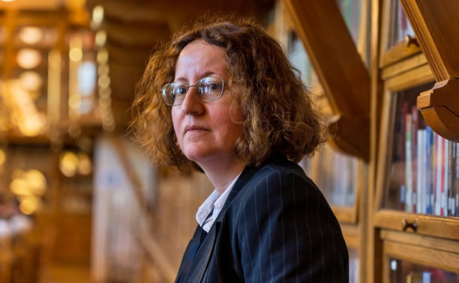 Jumătate de masterat călare pe-un sistem cangrenat / Op Ed Oana Fotache Dubălaru, decana Facultății de Litere a Universității din București