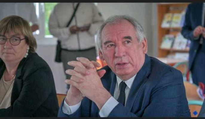 Planul Franţei de reducere a zilelor libere ar putea avea un impact economic neglijabil