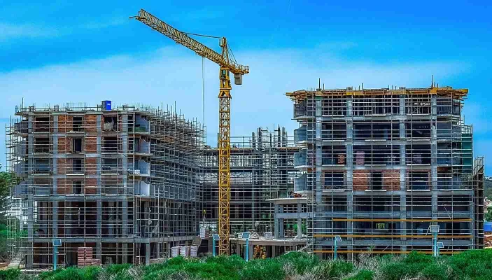 Urbanism mai eficient: autoritățile care blochează avizele riscă amenzi. Senatul a adoptat o lege care simplifică avizarea