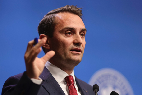 Reconstrucția Ucrainei trece prin România: Rolul nostru strategic în planul post-război poate ne poate transforma într-un hub regional vital