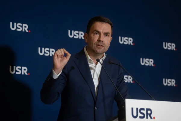 Cătălin Drulă: Eu îi spun Domnului Grindeanu un lucru - dacă el crede că iese schema Dragnea din 2015, nu iese. Lăsăm pe unii să repare şi după aia venim pe cai mari. Nu mai merge! - VIDEO