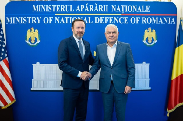 Tîlvăr - întâlnire cu senatorul american Chris Murphy; discuțiile au vizat consolidarea Parteneriatului Strategic