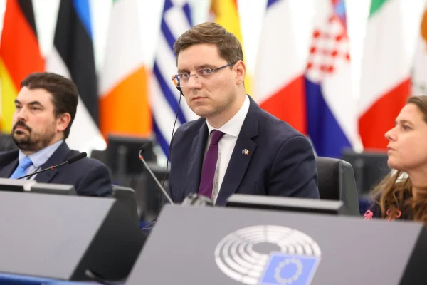 Negrescu anunță că a primit răspuns din partea CE referitor la situația de la Praid: „Trebuie ca autoritățile române să solicite sprijinul european”