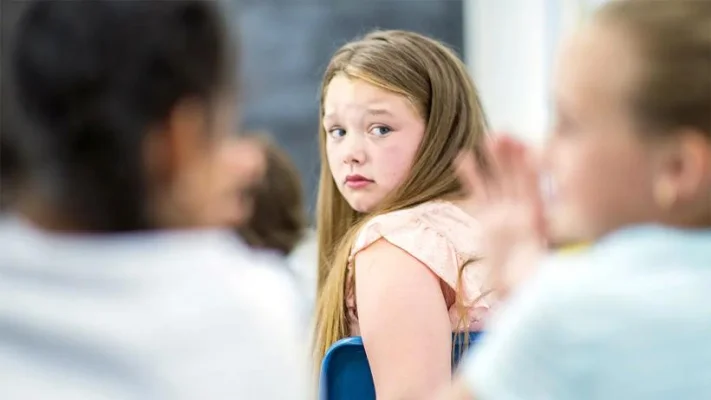 Violenţele între elevi ating cifre alarmante: „Educația bazată pe valori face minuni în prevenirea bullyingului”