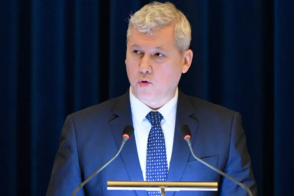 Cătălin Predoiu este noul premier interimar al României