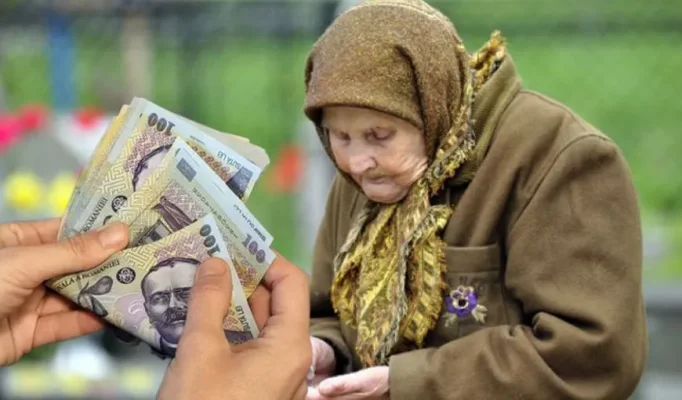Pensii mai mari din iunie 2025 pentru acești români. Primesc 500 de lei în plus de la Casa de Pensii