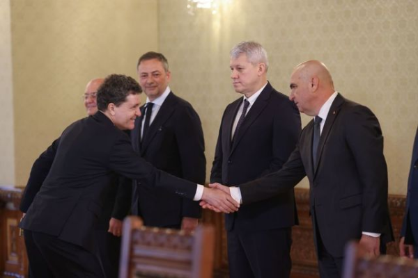 Preşedintele Nicuşor Dan susţine vineri o declaraţie de presă în care este aşteptat anunţul privind nominalizarea lui Ilie Bolojan ca prim-ministru / Ce au discutat cei doi lideri pe tema TVA
