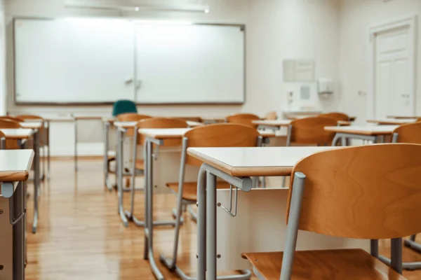Federaţiile sindicale din EDUCAȚIE nu sunt de acord cu majorarea normei didactice