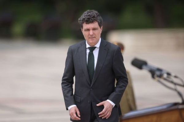 Curtea Constituţională discută joi sesizarea preşedintelui Nicuşor Dan vizând legea care completează Ordonanţa privind interzicerea organizaţiilor, simbolurilor şi faptelor cu caracter fascist, legionar, rasist sau xenofob
