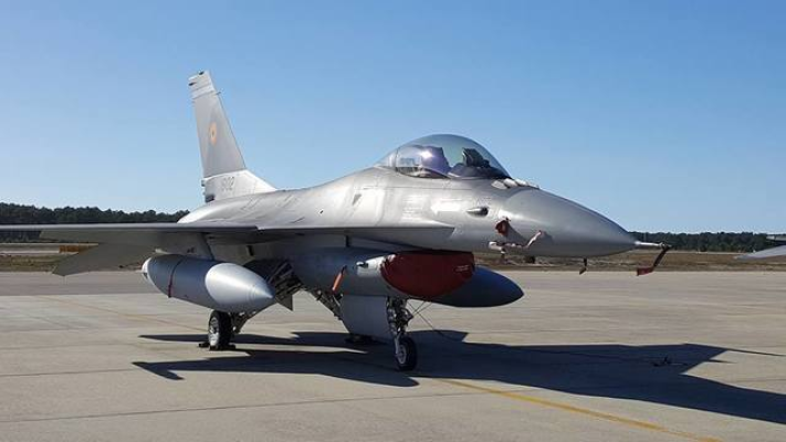 Ceremonie militară şi religioasă, de Ziua Aviaţiei Române şi a Forţelor Aeriene / Vor evolua aeronave militare aparţinând Forţelor Aeriene Române, Forţelor Aeriene Italiene, dar şi ale MAI, SRI, Aeroclubului Român şi TAROM