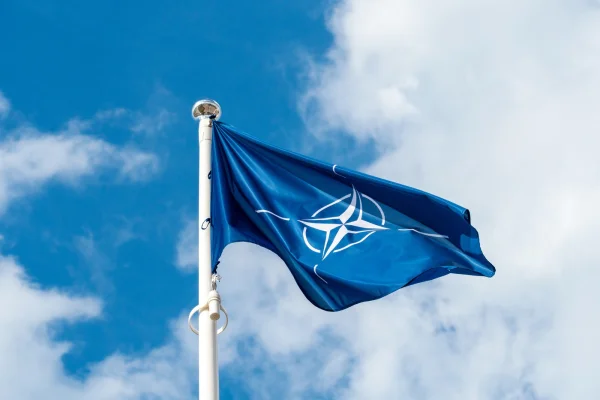 Reuters: Donald Trump va menține rolul tradițional al unui general american la conducerea militară a NATO